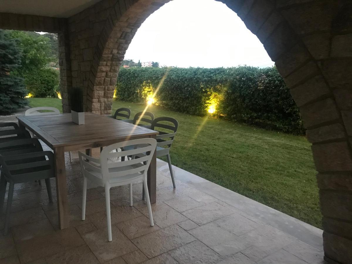 Aerides Luxury Villa PalaiónTsiflíkion 외부 사진