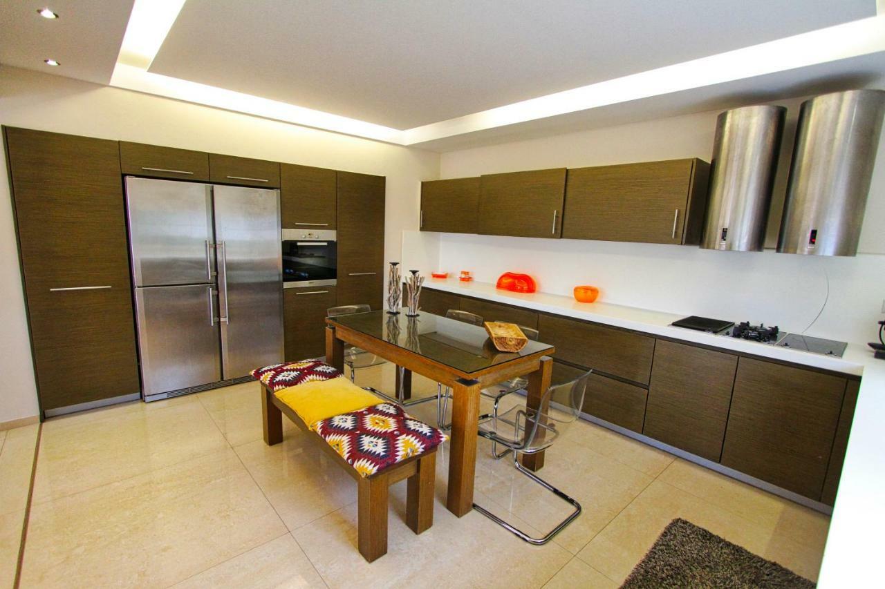 Aerides Luxury Villa PalaiónTsiflíkion 외부 사진