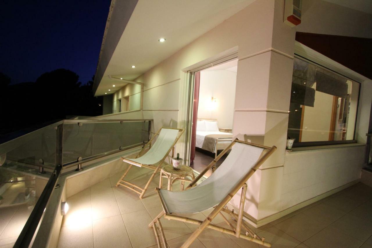Aerides Luxury Villa PalaiónTsiflíkion 외부 사진